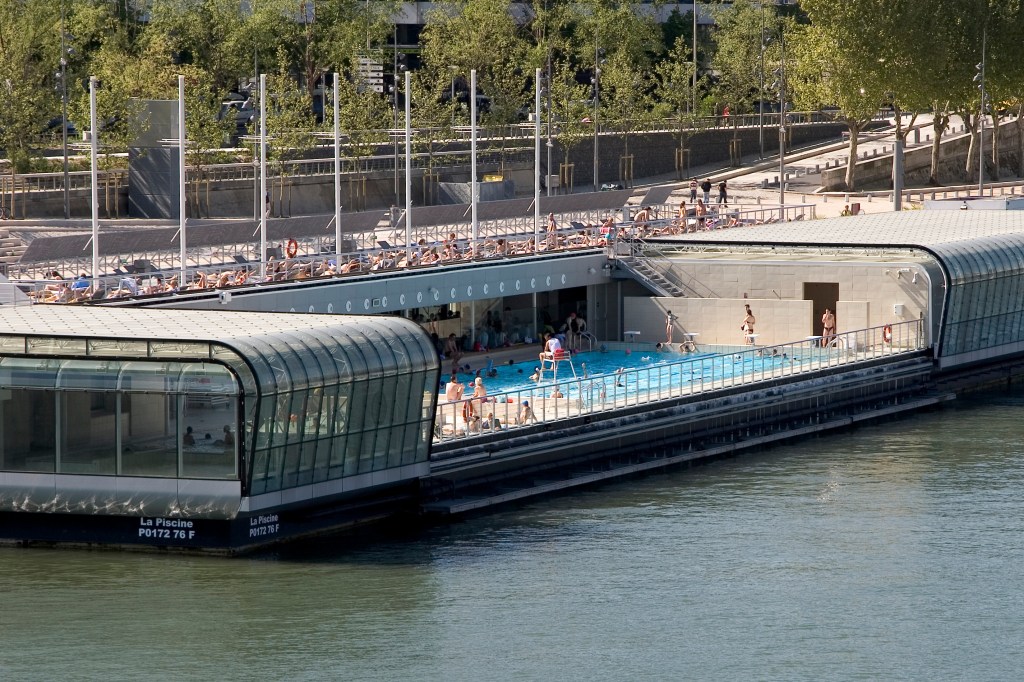 After Olympics failure, Officials Plan to Make Seine Swimmable in 2025 – What to&nbsp;Expect